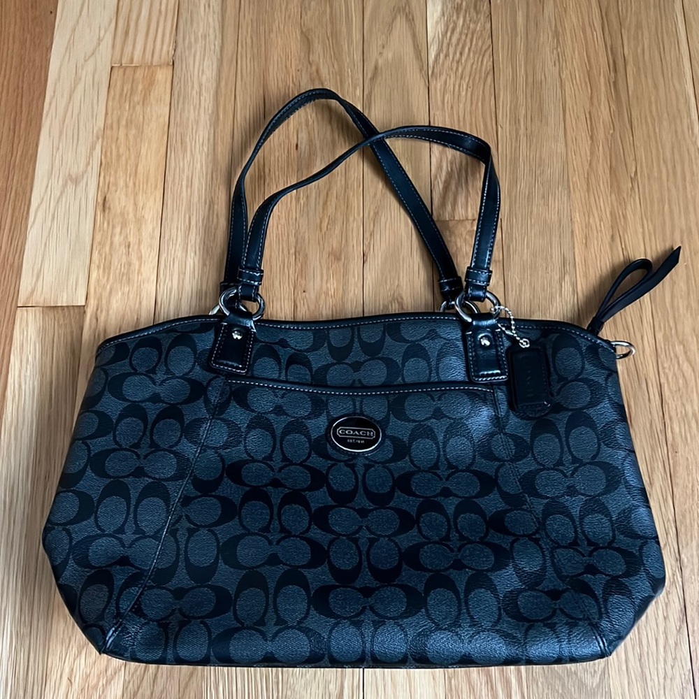 Coach - Peyton Pocket Tote